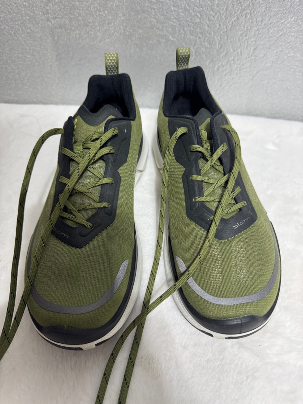 Ecco Olive Green and Black Slip-On Sneaker